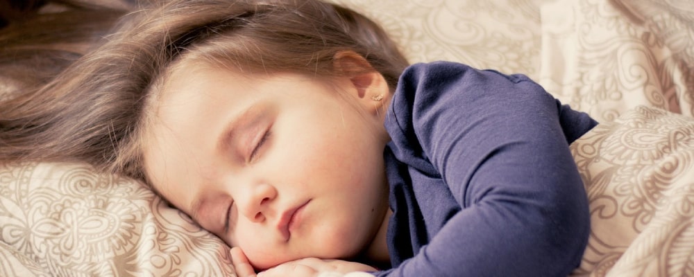 ملاتونین برای کودکان؛ آیا واقعا بیخطر است؟